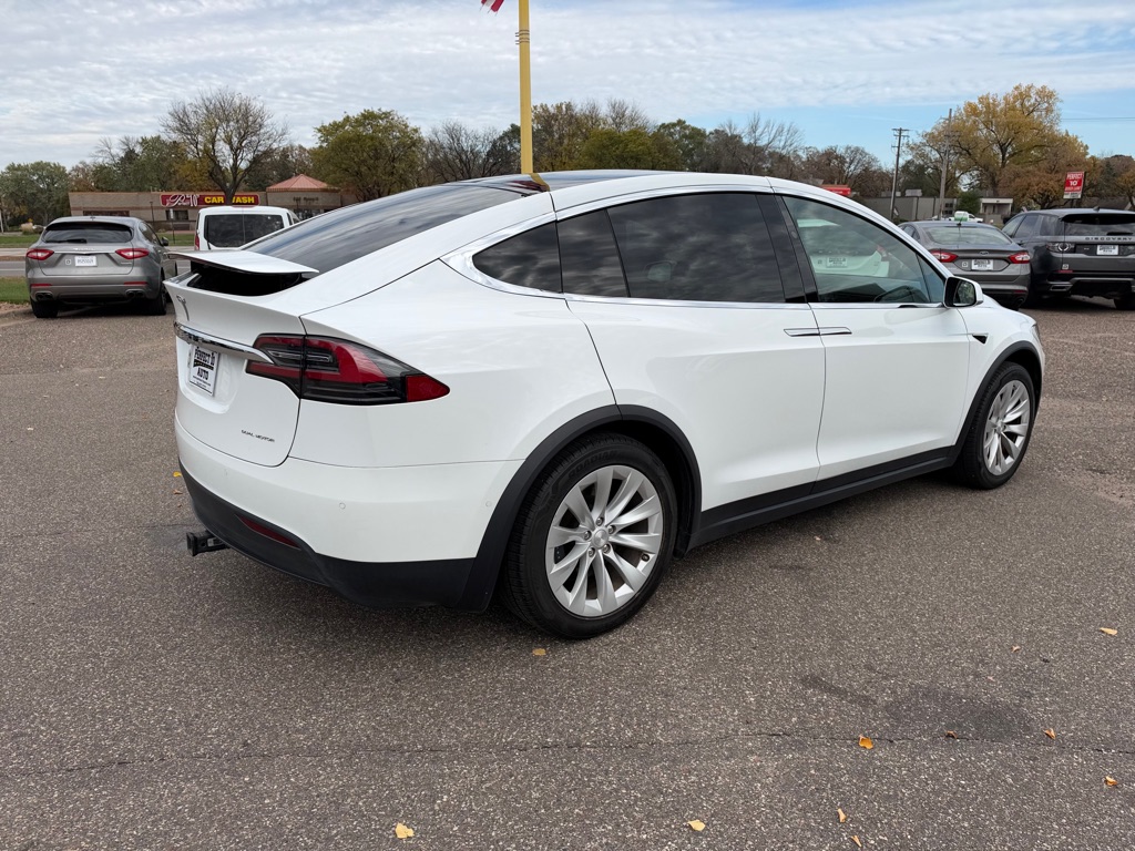 Photo 4 of this TESLA MODEL X