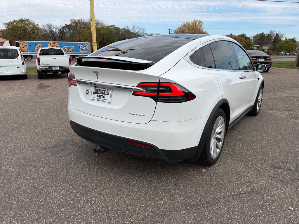Photo 5 of this TESLA MODEL X