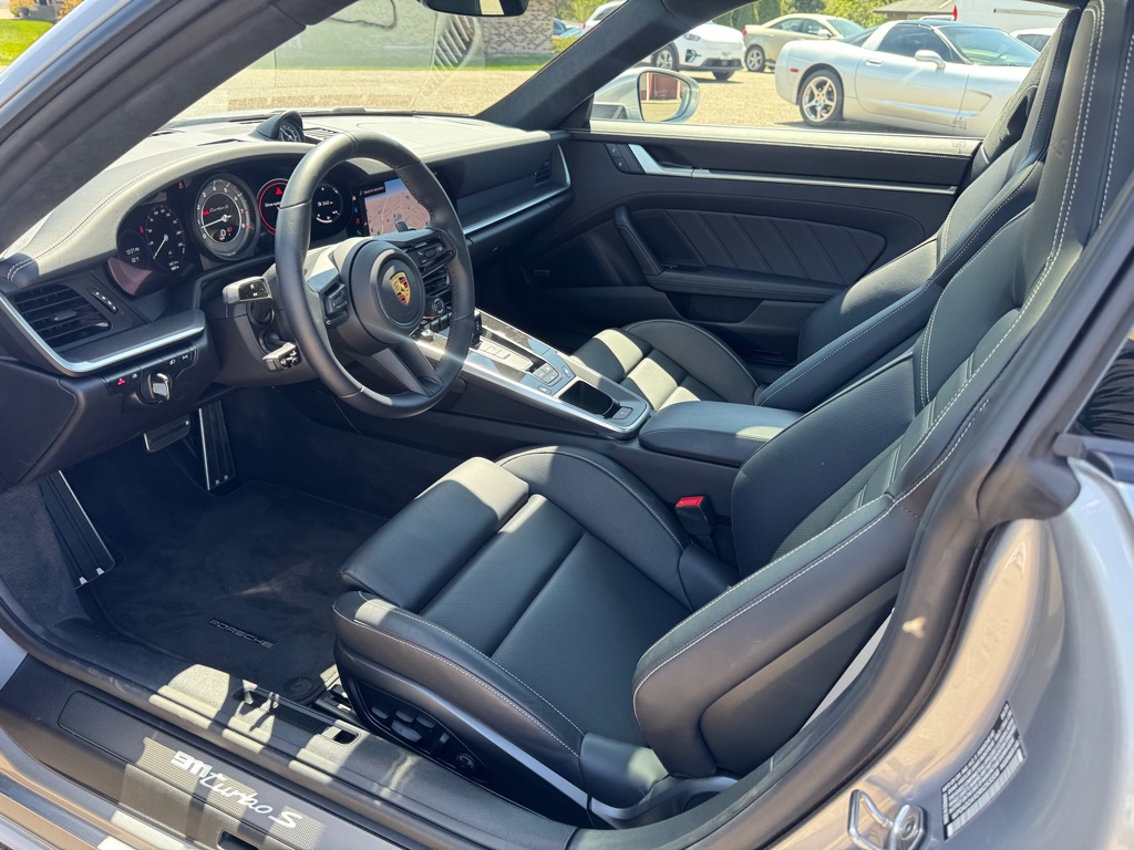 Photo 14 of this PORSCHE 911