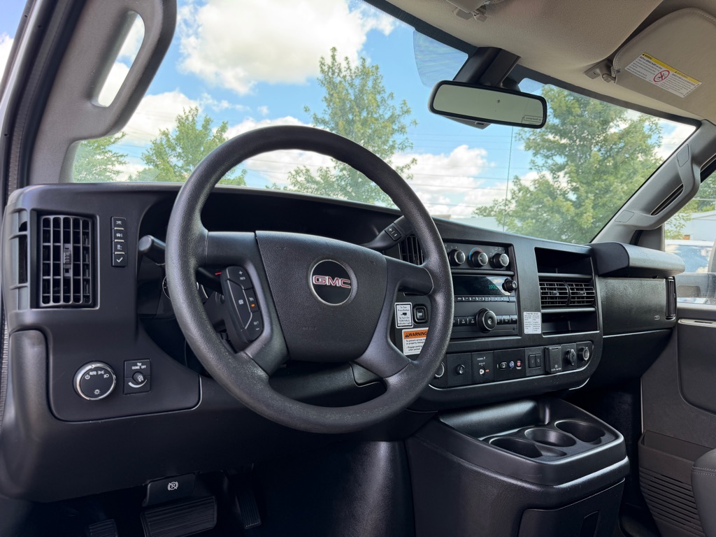 2021 Gmc Savana 3500 16ft Box Truck