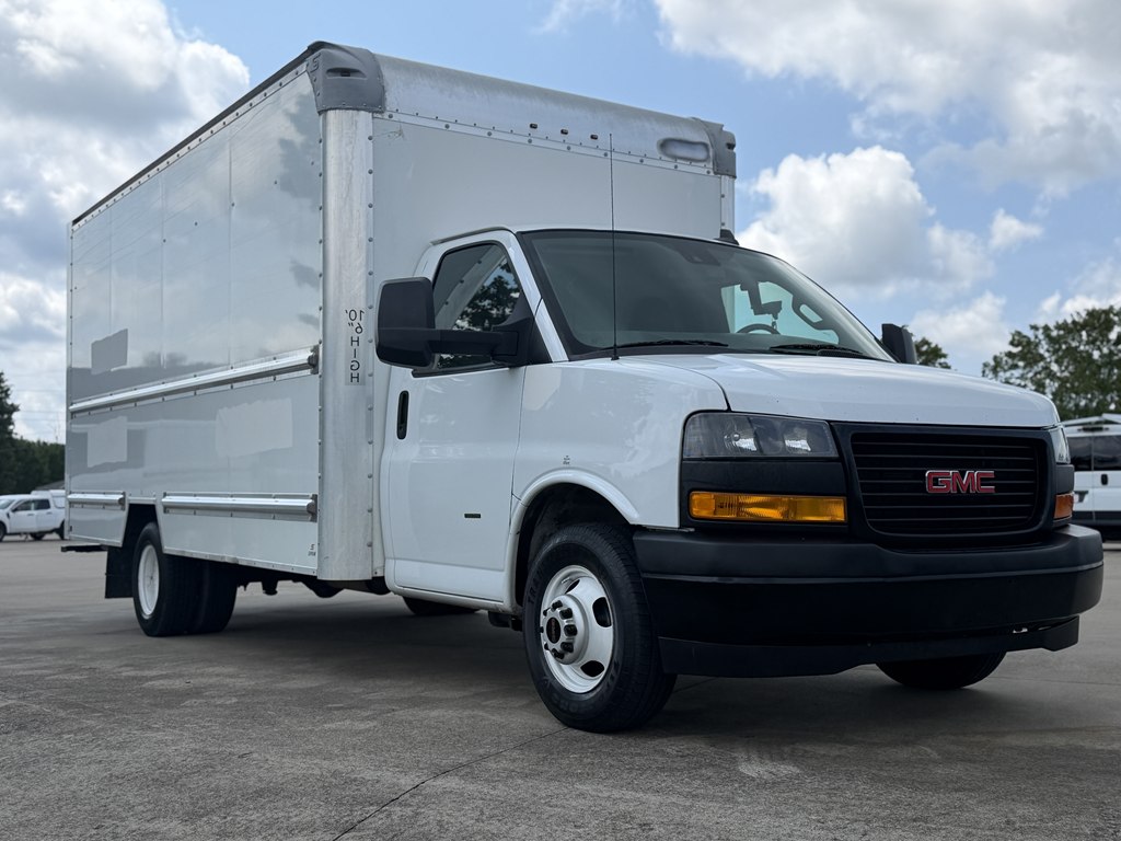 BOX TRUCK-GMC-SAVANA 3500