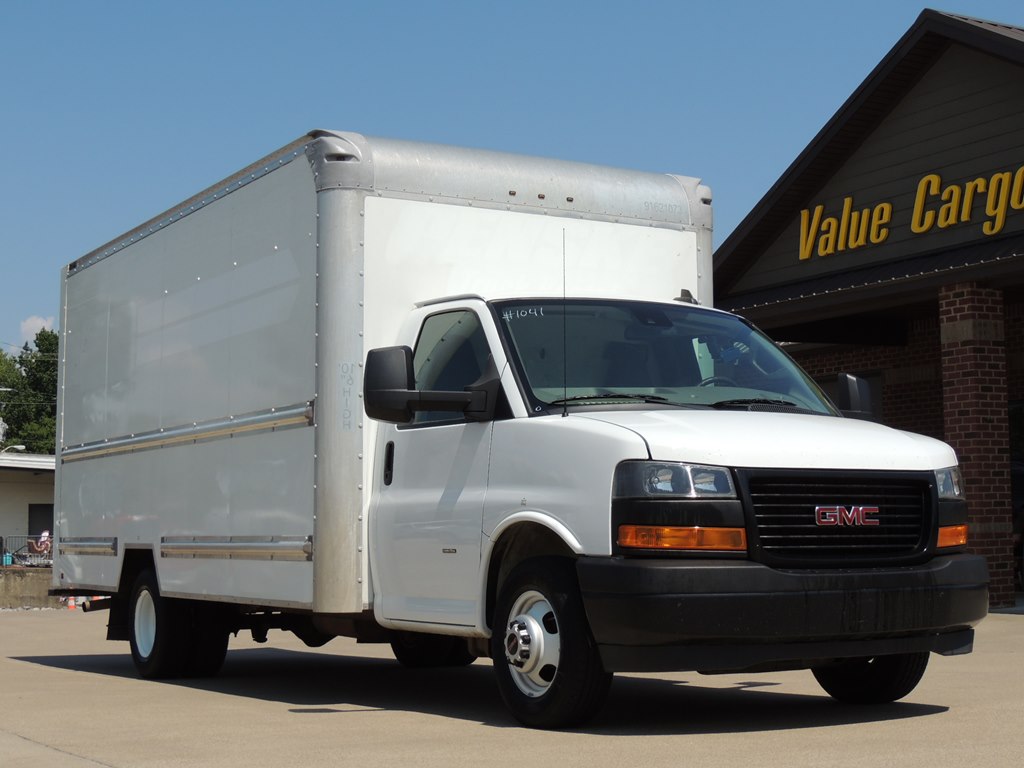 2021 GMC Savana Cutaway