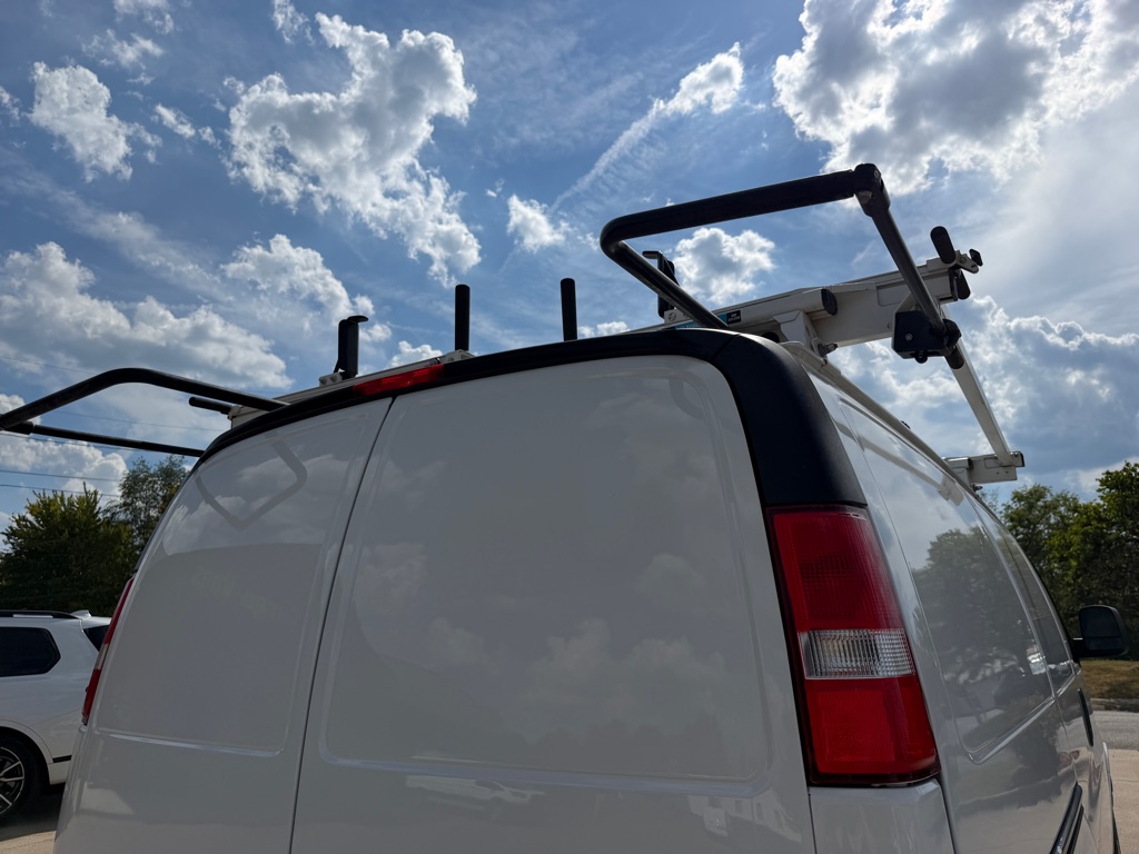 2023 Chevrolet Express 2500 Cargo Work Van