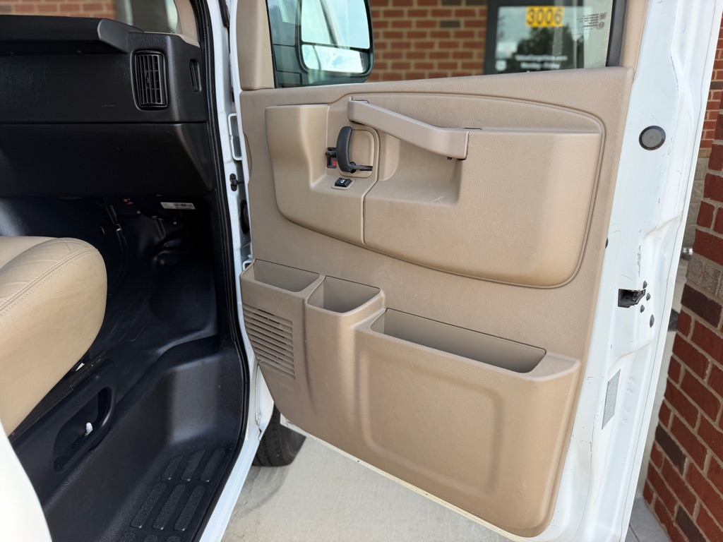 2023 Chevrolet Express 2500 Cargo Work Van