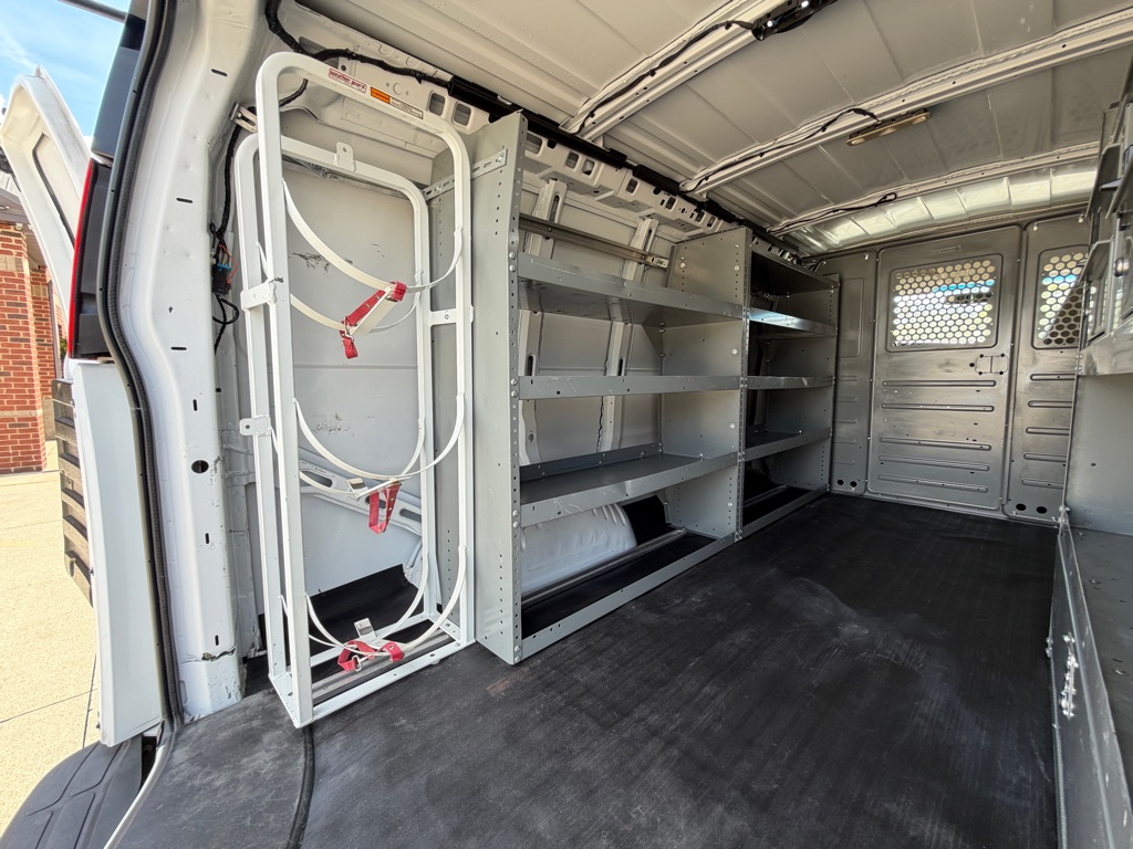 2023 Chevrolet Express 2500 Cargo Work Van