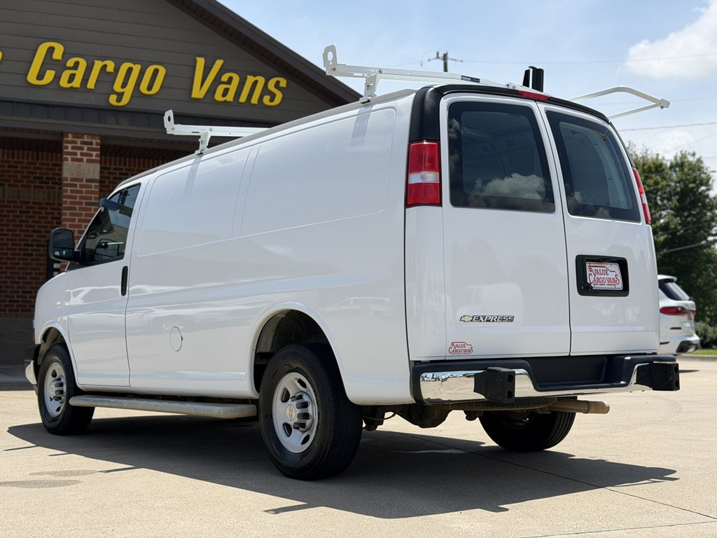 2024 Chevrolet Express Cargo Work Van - Photo 7
