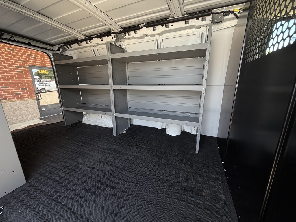 2024 Chevrolet Express Cargo Work Van - Photo 17