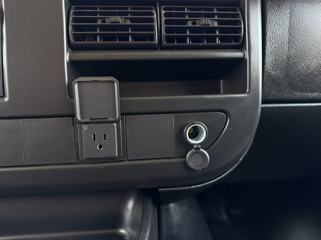 2024 Chevrolet Express Cargo Work Van - Photo 28