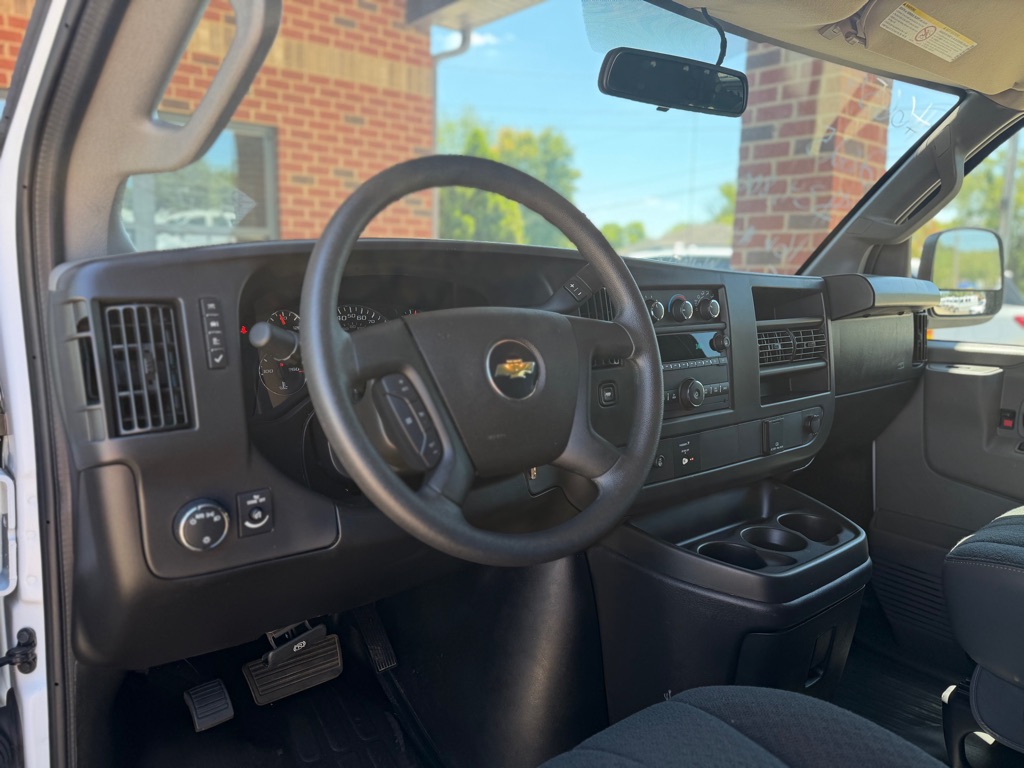 2025 Chevrolet Express 2500 Cargo Work Van