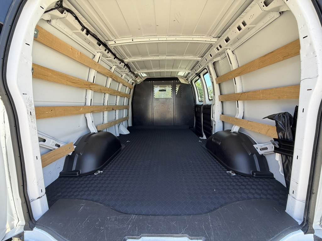 2025 Chevrolet Express 2500 Cargo Work Van