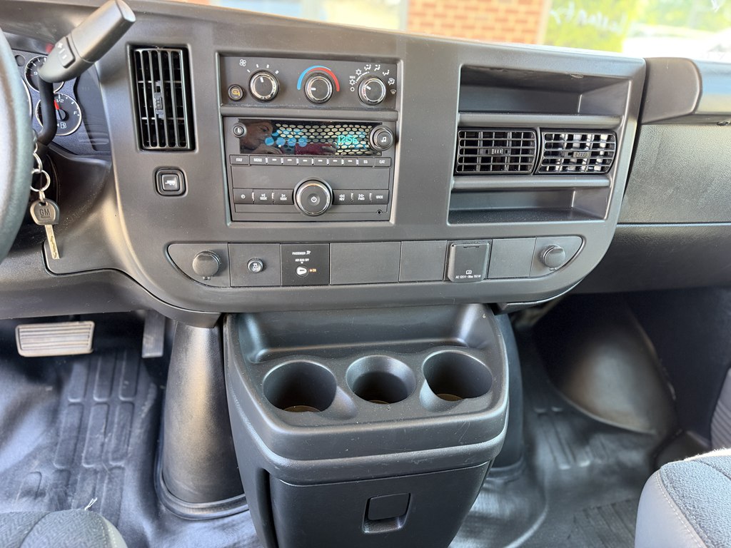 2025 Chevrolet Express 2500 Cargo Work Van