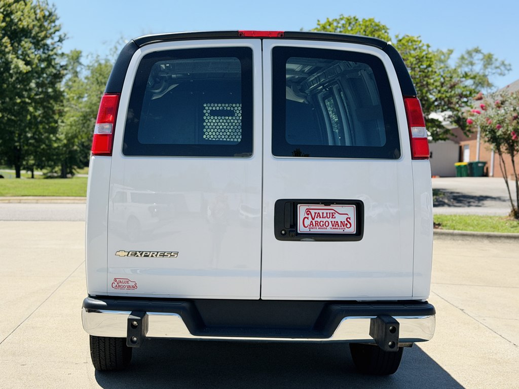 2025 Chevrolet Express 2500 Cargo Work Van