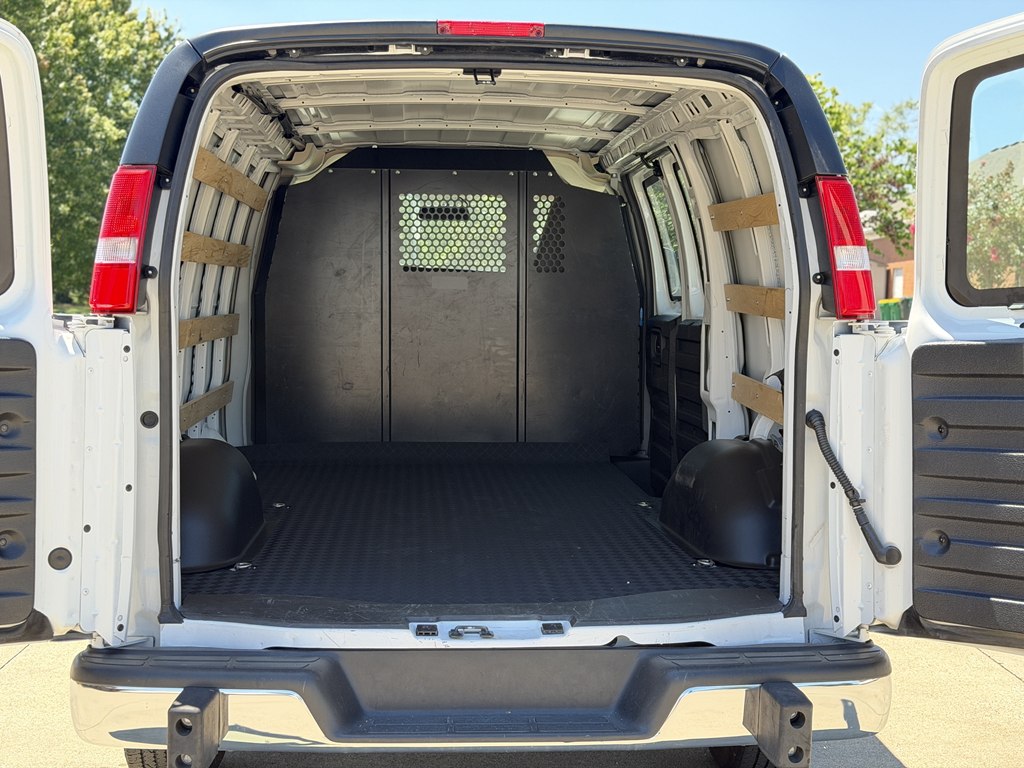 2025 Chevrolet Express 2500 Cargo Work Van