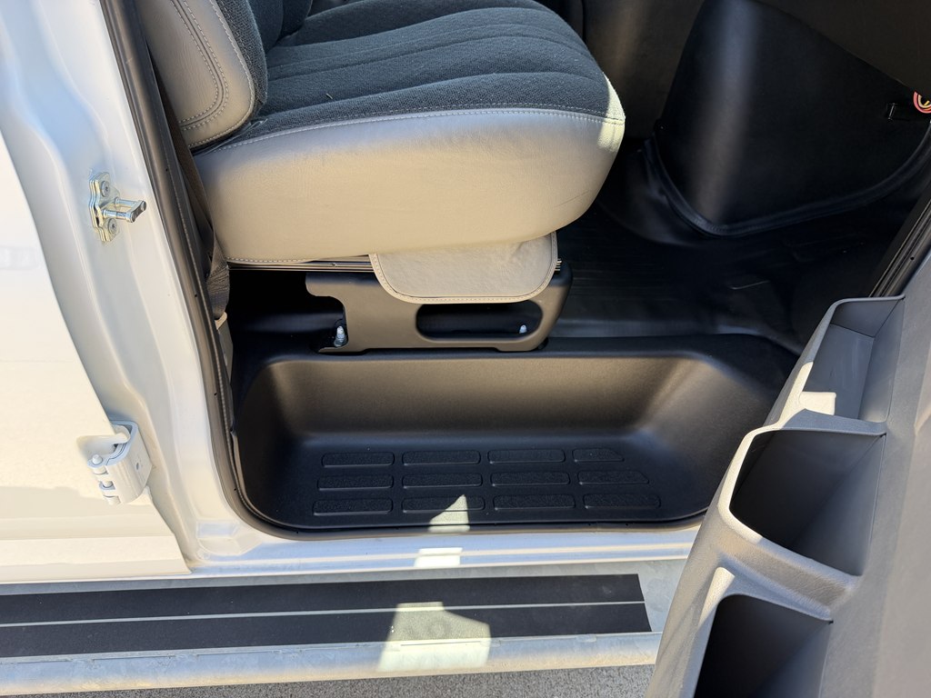 2025 Chevrolet Express 2500 Cargo Work Van