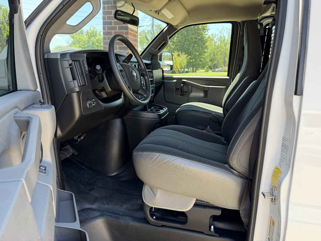 2025 Chevrolet Express 2500 Cargo Work Van