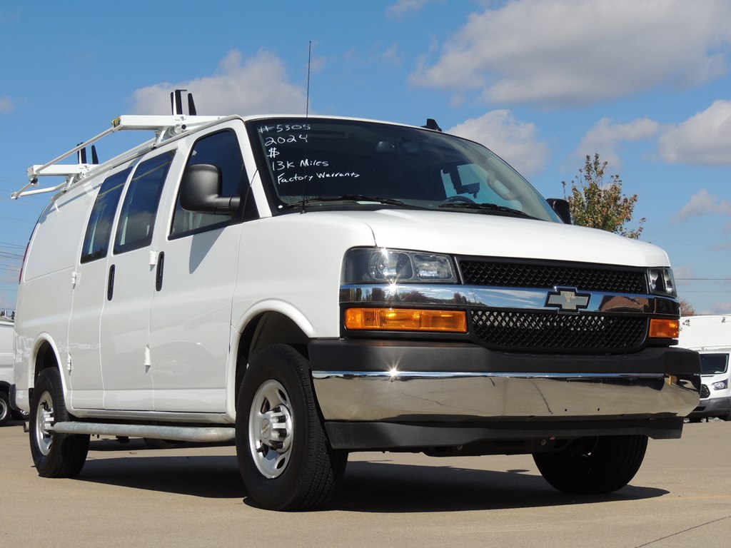 2024 Chevrolet Express Cargo Work Van's photo