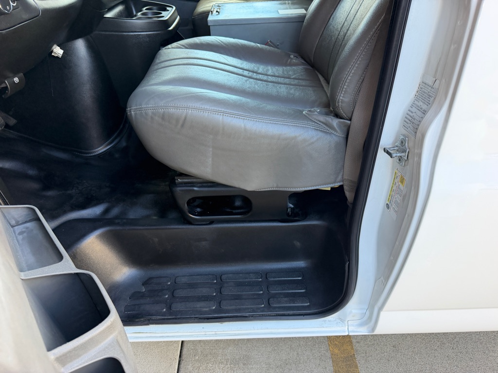 2018 Chevrolet Express 3500 Extended Cargo Work Van