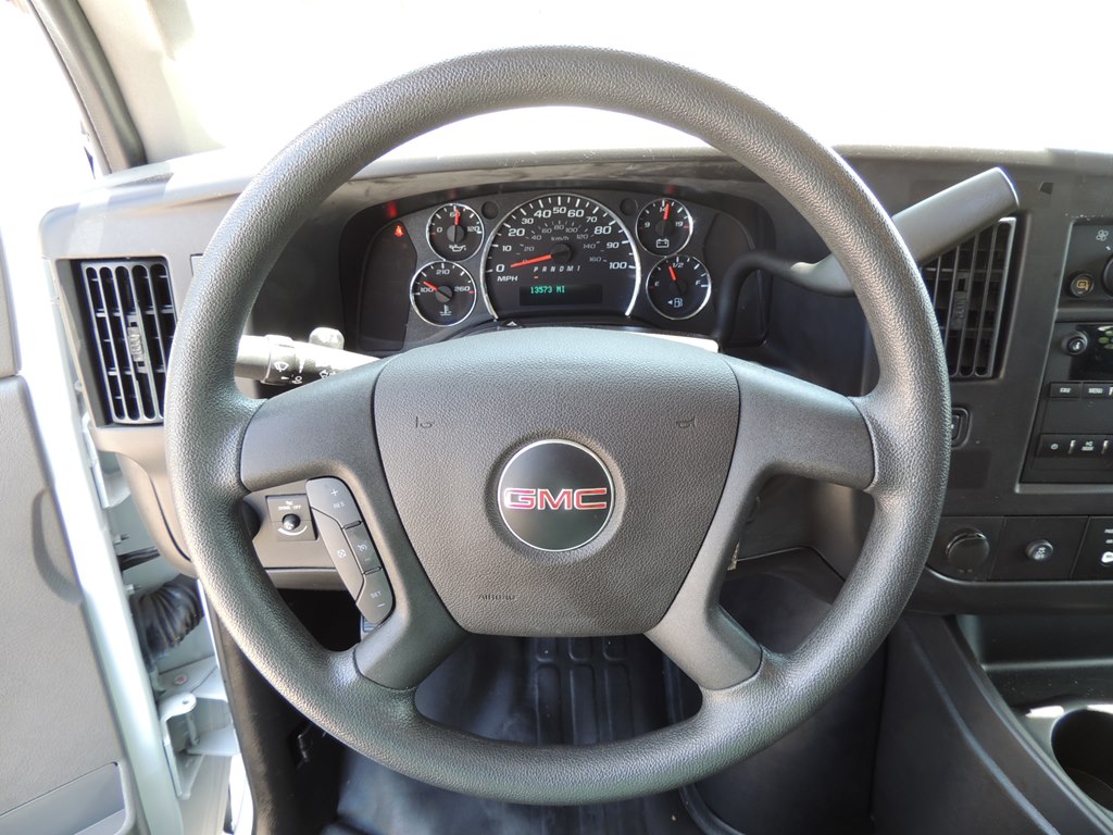 2024 GMC Savana Cargo Work Van - Photo 17