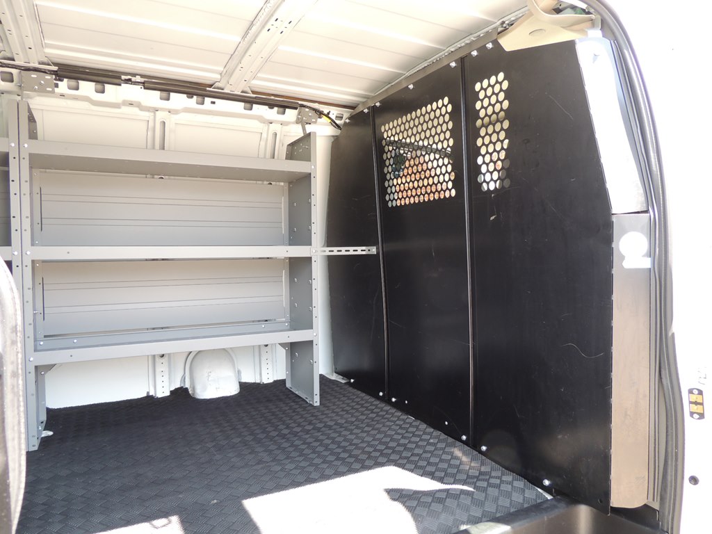 2024 GMC Savana Cargo Work Van - Photo 10