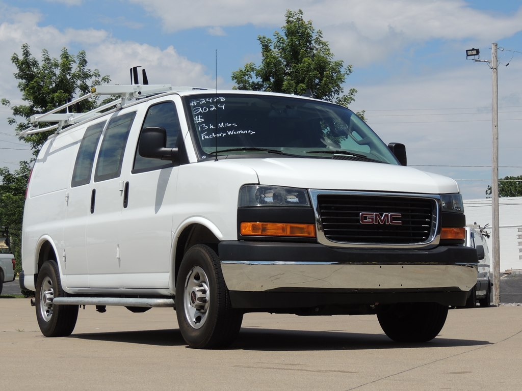 2024 GMC Savana 2500's photo