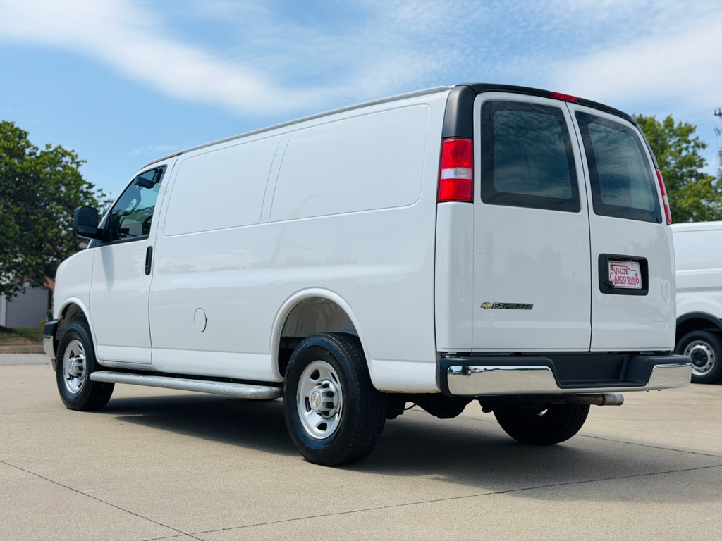 2025 Chevrolet Express 2500 Cargo Work Van