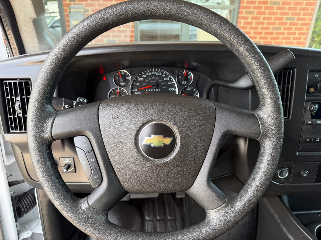 2025 Chevrolet Express 2500 Cargo Work Van