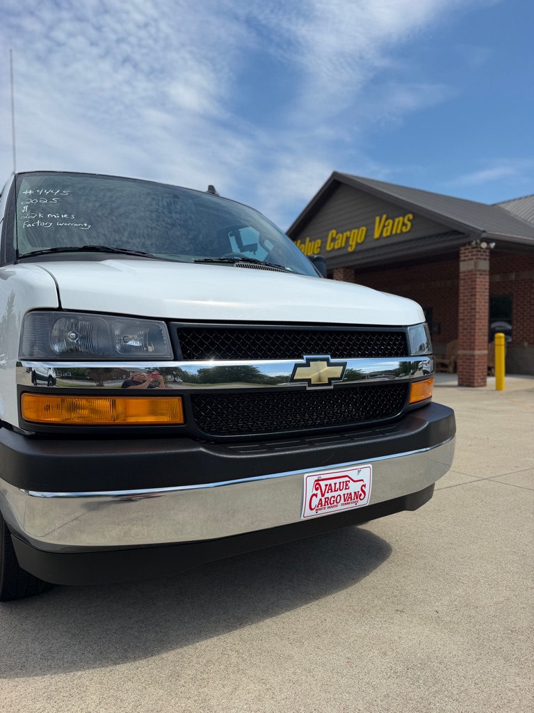2025 Chevrolet Express 2500 Cargo Work Van