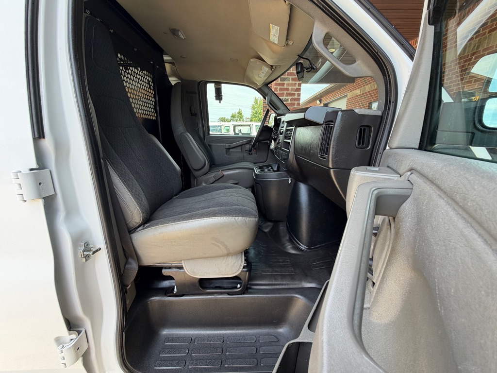 2025 Chevrolet Express 2500 Cargo Work Van