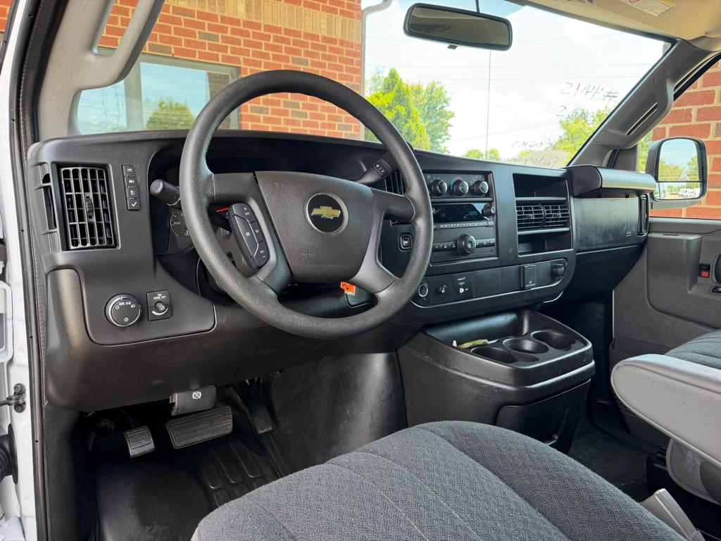 2025 Chevrolet Express 2500 Cargo Work Van
