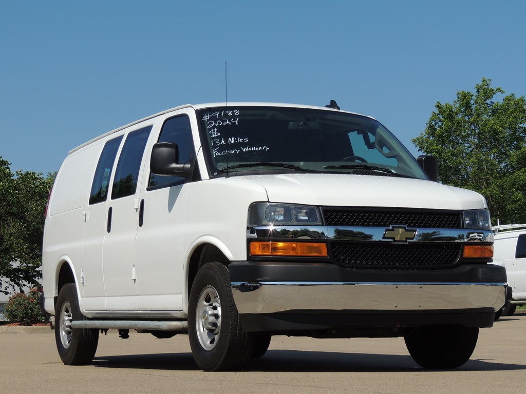 CARGO VAN-CHEVROLET-EXPRESS 2500