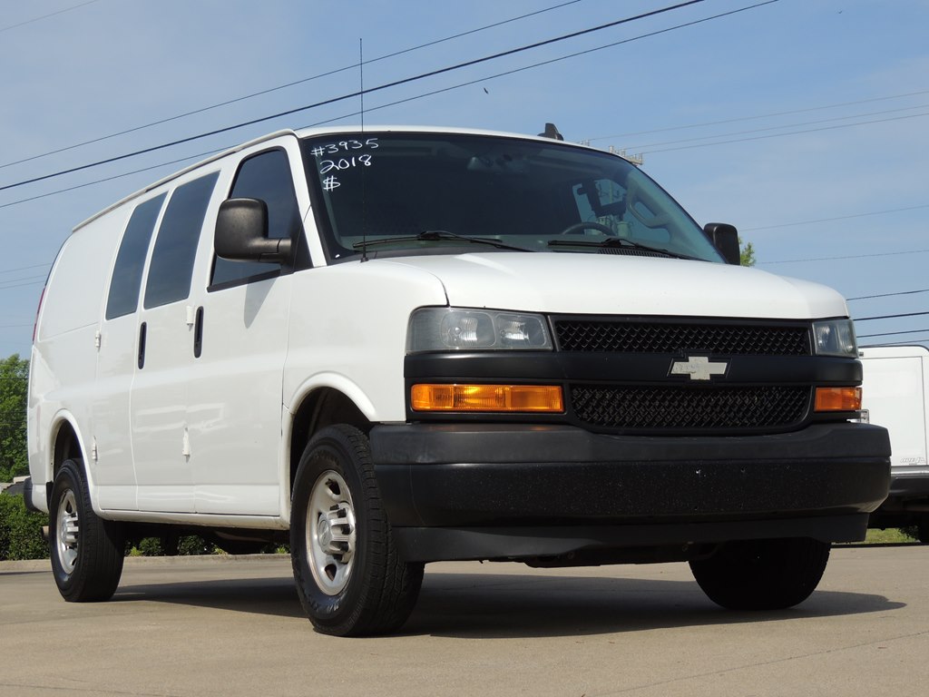 2018 Chevrolet Express 2500 Work Van HD's photo
