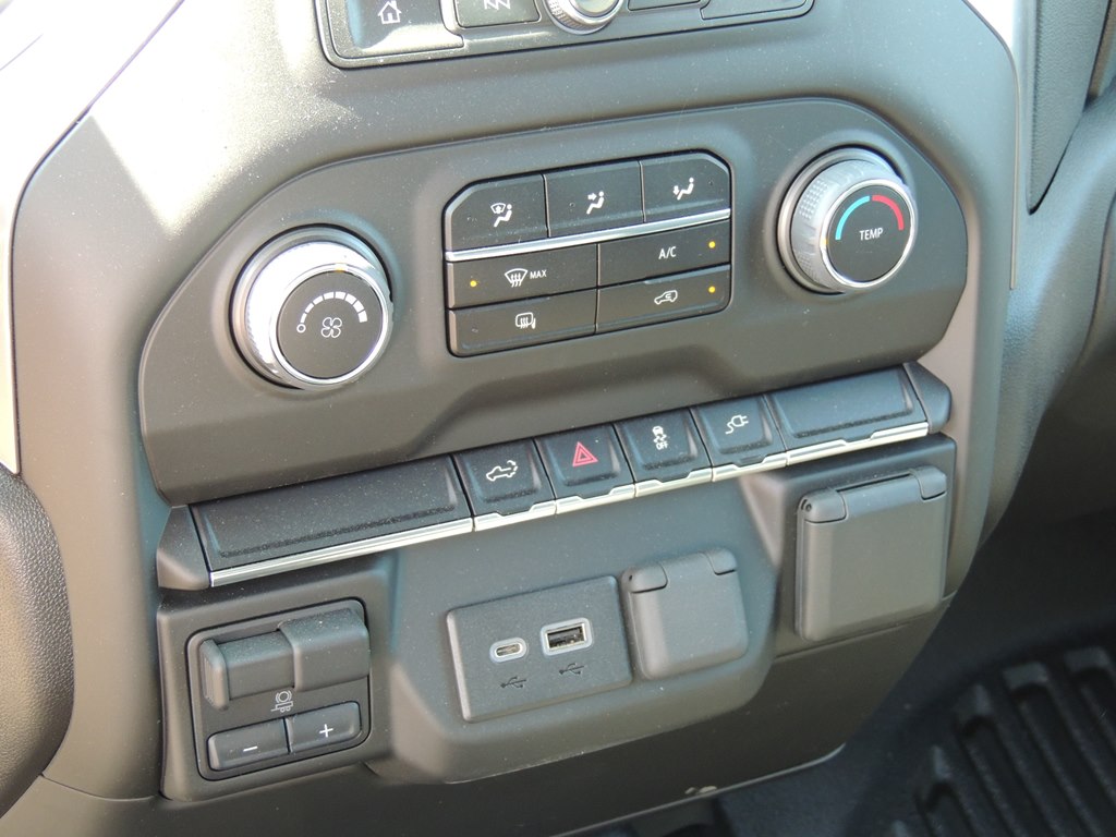 2022 CHEVROLET SILVERADO 2500