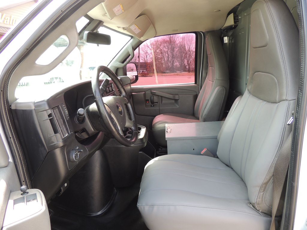 2019 Chevrolet Express Cargo Work Van - Photo 16