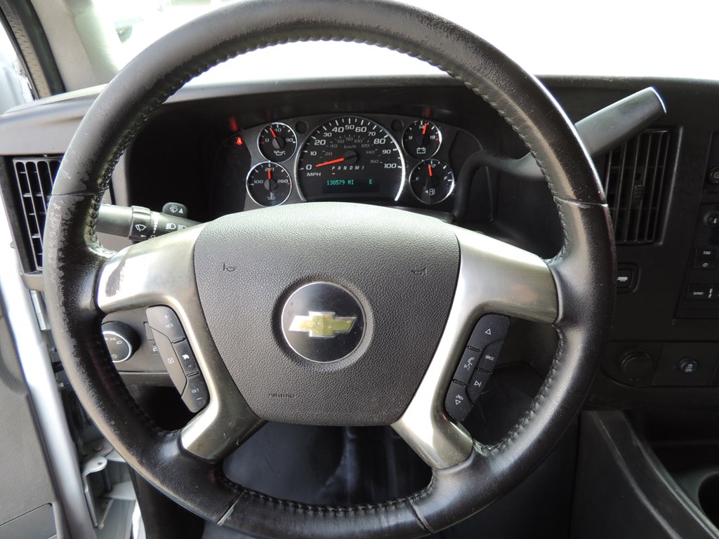 2019 Chevrolet Express Cargo Work Van - Photo 18