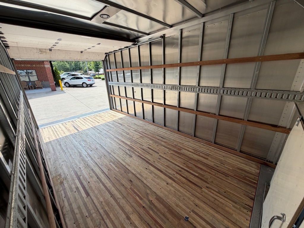 2024 Ford Econoline E-450 Super Duty 16ft Box Truck