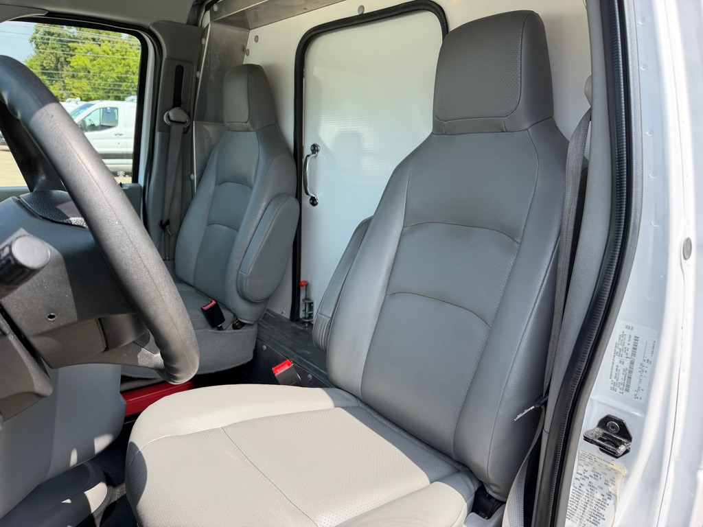 2024 Ford Econoline E-450 Super Duty 16ft Box Truck