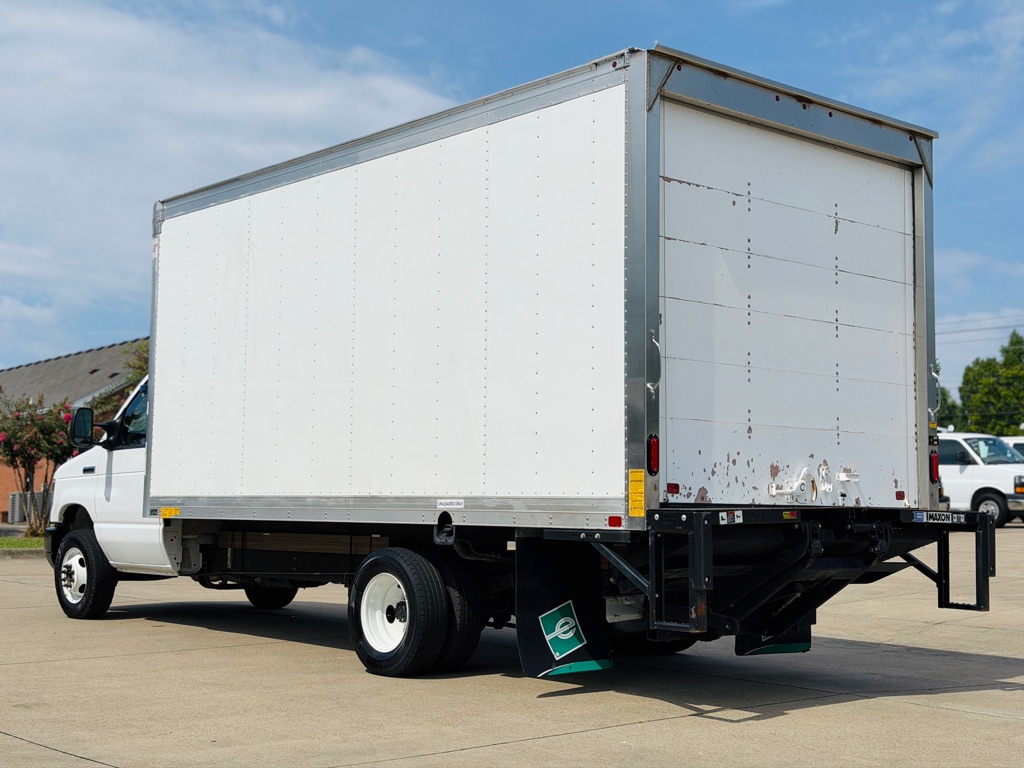 2024 Ford Econoline E-450 Super Duty 16ft Box Truck