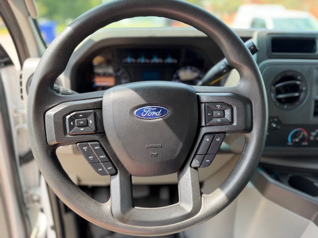 2024 Ford Econoline E-450 Super Duty 16ft Box Truck