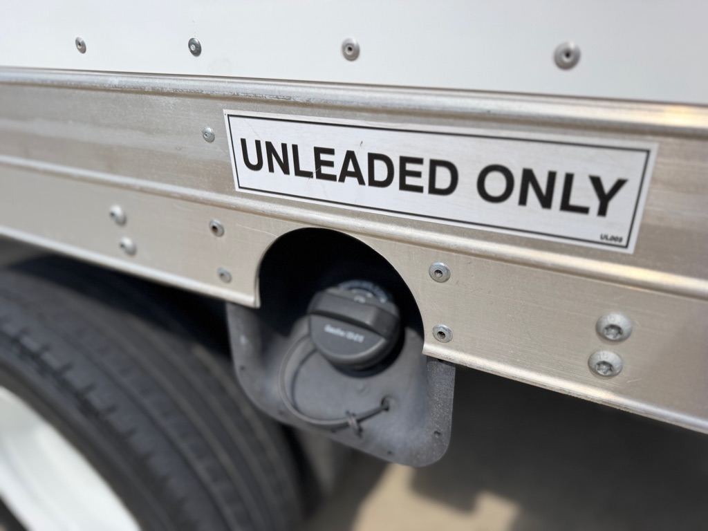 2024 Ford Econoline E-450 Super Duty 16ft Box Truck