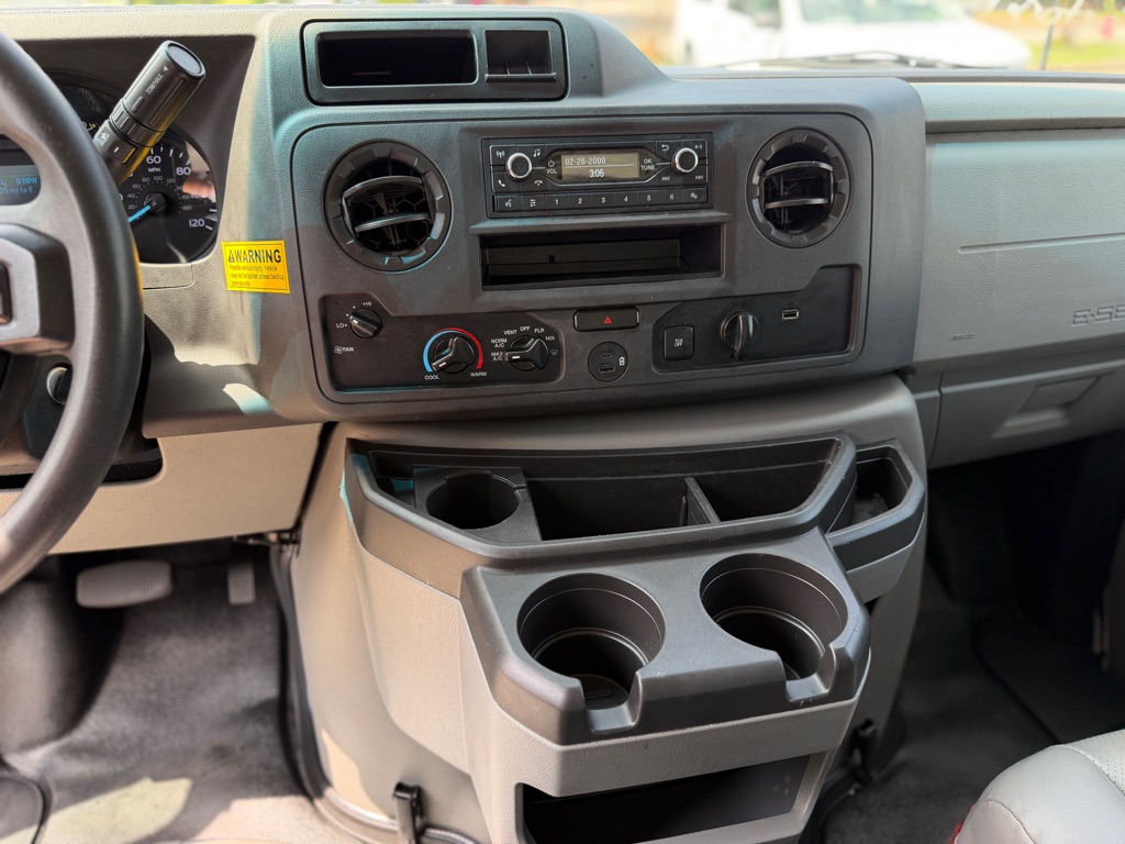 2024 Ford Econoline E-450 Super Duty 16ft Box Truck