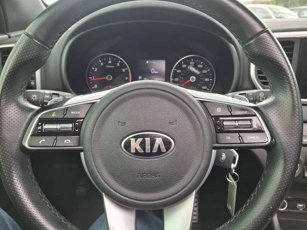 Photo 17 of this KIA SPORTAGE