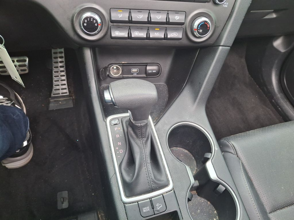 Photo 19 of this KIA SPORTAGE