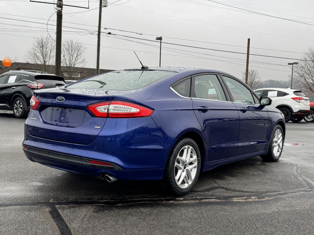 Photo 7 of this FORD FUSION