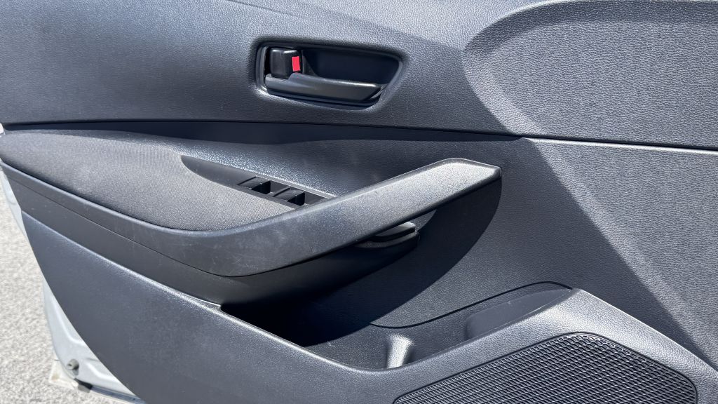 Photo 11 of this TOYOTA COROLLA