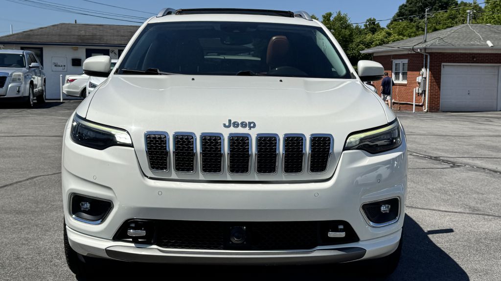 Photo 9 of this JEEP CHEROKEE
