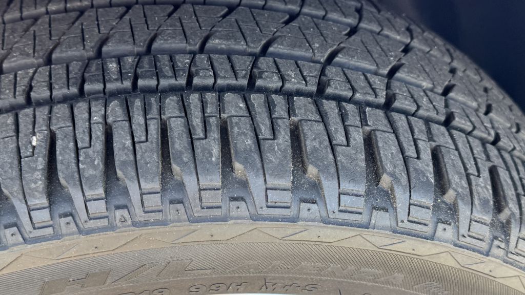 Photo 12 of this JEEP CHEROKEE