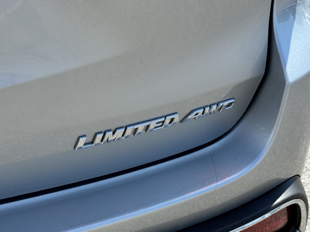 Photo 10 of this TOYOTA HIGHLANDER