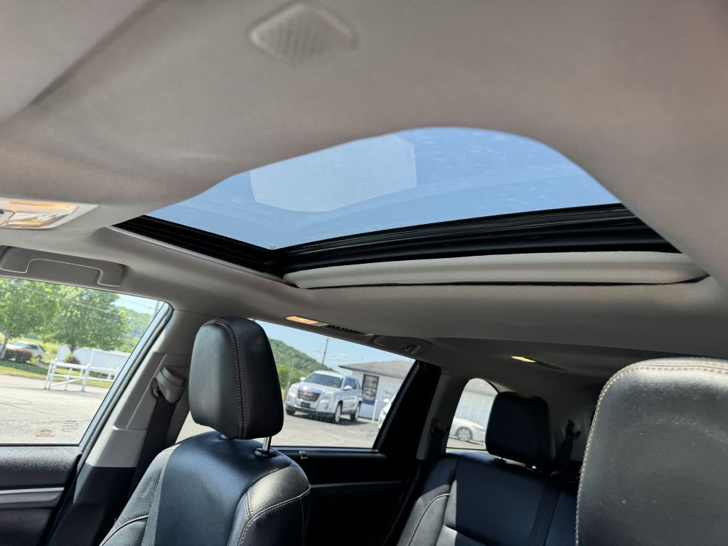 Photo 17 of this TOYOTA HIGHLANDER