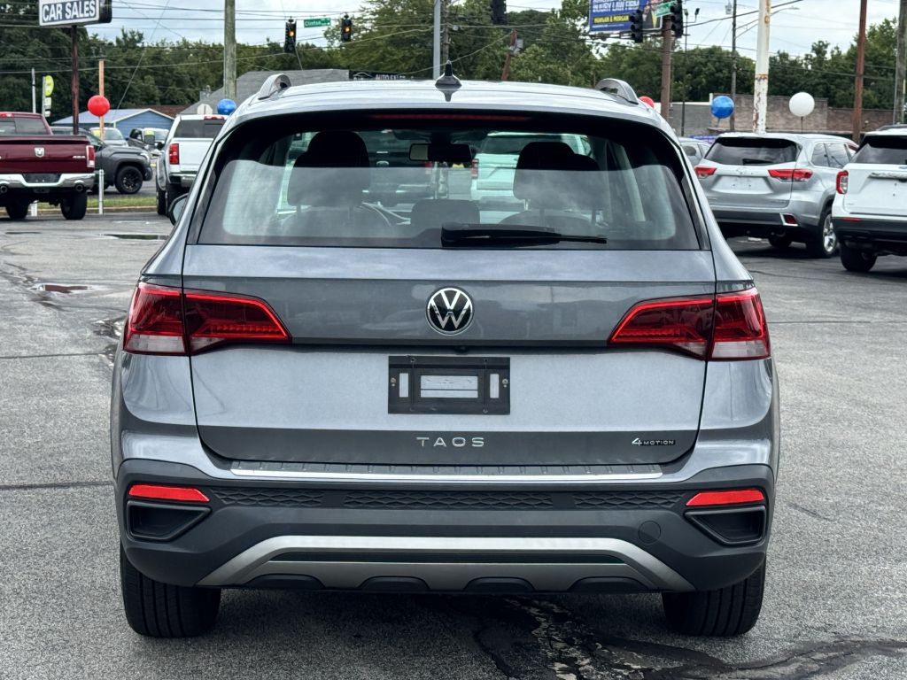 Photo 6 of this VOLKSWAGEN TAOS