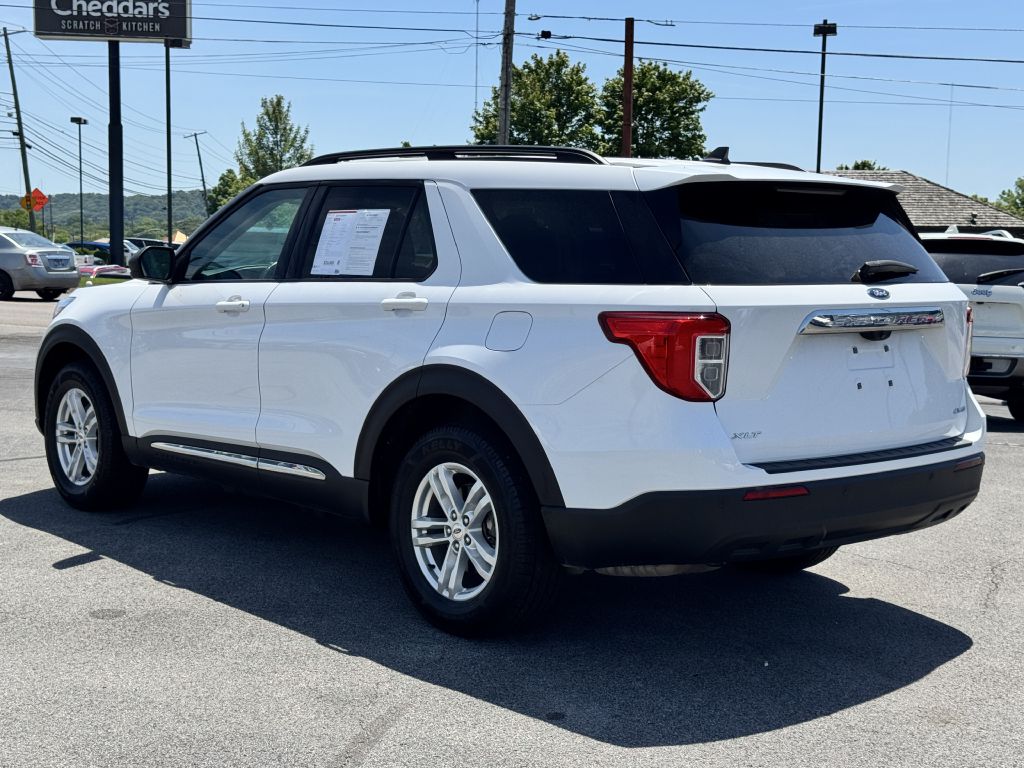 Photo 7 of this FORD EXPLORER